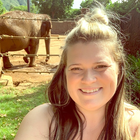 Meet your Posher, Christina - Picture 13 of 16